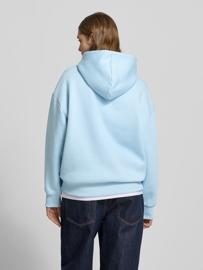 Review Hoodie mit Label-Stitching Hellblau 5