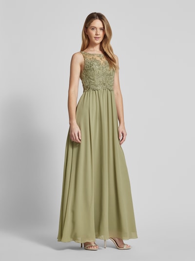 Laona Abendkleid mit Ziersteinen und floralen Stickereien Oliv 1