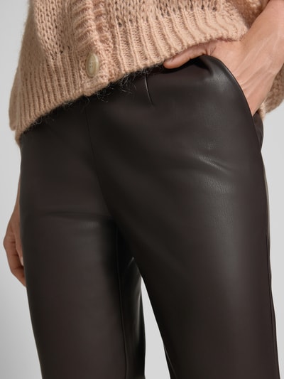 JOOP! Spodnie o kroju regular fit z imitacji skóry model ‘PATRICIA’ Ciemnobrązowy 3