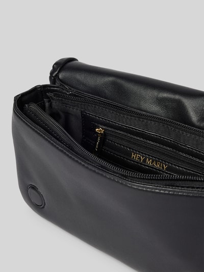 Hey Marly Handtasche mit Label-Applikation Modell 'Sassy Sister' Black 5