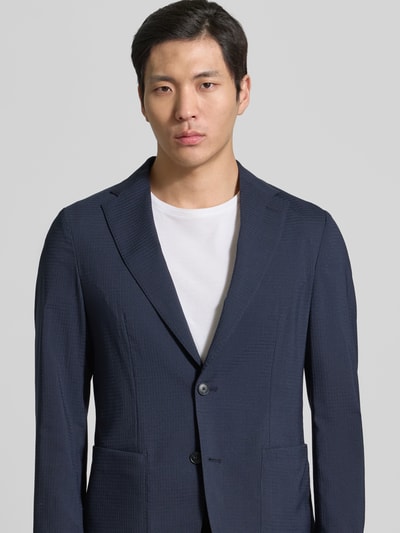 Männermodel trägt Slim Fit Anzugsakko aus Woll-Mix Modell 'P-HANRY-WG-PK' von BOSS, look: effen, met steekzakken, binnenzak, Nahaufnahme Oberkörper