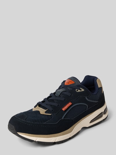 Produktfoto, Sneaker aus Leder-Mix mit Logo-Detail Modell 'Parry' von Bugatti in Dunkelblau und Beige, Herren, abgerundete Passform, Schnürverschluss, profilierte Sohle, Absatzhöhe 6 cm, Schafthöhe 7 cm, Schaftweite 8 cm