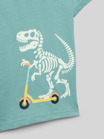 Productfoto, T-Shirt met ronde hals en motiefprint van Blue Seven, gemaakt van puur katoen, rechte fit, motiefprint van dinosaurus op step, achterlengte bij maat 116: 44 cm.