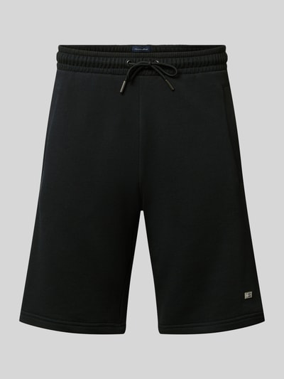 Produktfoto, Sweatshorts mit Eingrifftaschen von Christian Berg Men aus Reine Baumwolle in Schwarz, Regular-Fit, Label-Detail, Bundweite 41 cm, Innenbeinlänge 22 cm