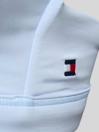 Produktfoto, Triangel-BH mit vorgeformten Cups von TOMMY HILFIGER, Optik: Unifarben, Cup-Detail: Vorgeformt, Hakenverschluss, Trägerform: Spaghettiträger, glatte Textur, hellblau mit Marken-Details.