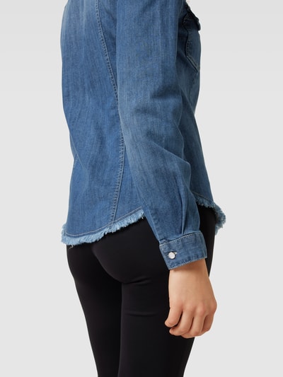 Risy & Jerfs Jeansblouse met gerafelde zoom, model 'Soller' Jeansblauw - 3