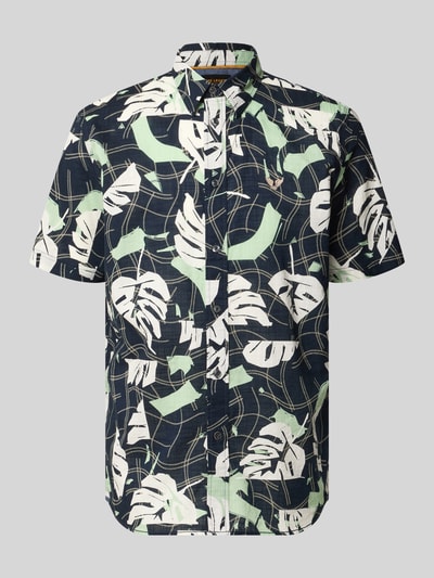 Produktfoto, Slim Fit Freizeithemd im Allover-Look mit Kentkragen von PME Legend, Baumwolle, kurze Ärmel, grün-weißes Blattmuster auf dunkelblauem Grund