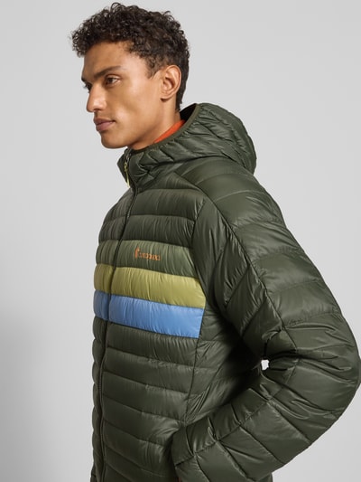 Cotopaxi Daunenjacke mit Kapuze Dunkelgruen 3