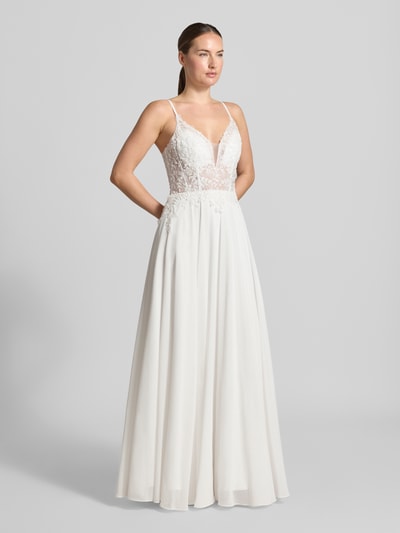 Kobiece modelka nosi Brautkleid mit Ziersteinbesatz von Mascara w kolorze białym, kwiatowy wzór, krój taliowany, dekolt w serek, cienkie ramiączka, Długość tyłu w rozmiarze 36: 143 cm, Szerokość w rozmiarze 36: 34 cm, widok całej sylwetki z przodu