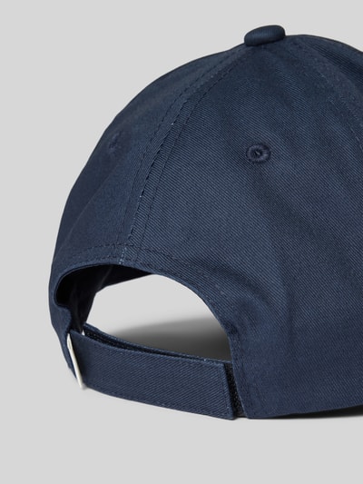 Knowledge Cotton Apparel Basecap mit Motiv-Stitching Marine 3