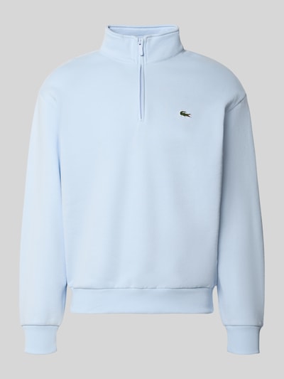 Produktfoto, hellblauer Regular Fit Troyer aus Baumwoll-Mix von Lacoste, feine Textur, dezentes Markenlogo, Herren Troyer von Lacoste