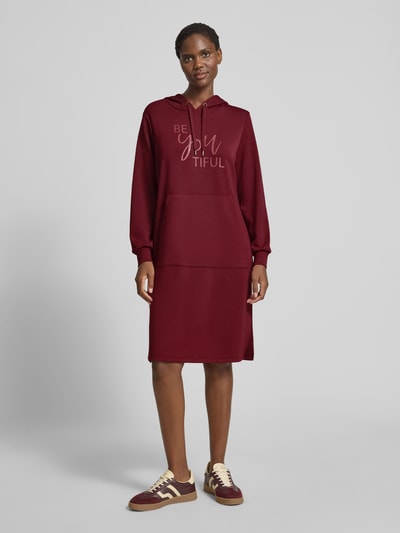 Soyaconcept Sukienka z dzianiny dresowej i kieszenią kangurką model ‘BANU’ Bordowy 4