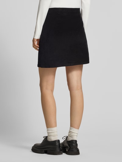 VERO MODA spódnica mini o kroju regular fit z mieszanki bawełny model 'ETTA' Czarny 5