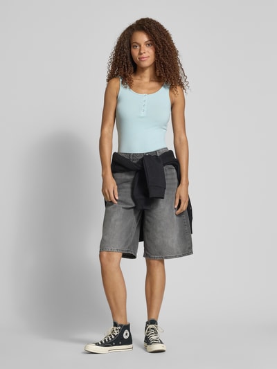 PIECES Slim Fit Tank Top aus Baumwoll-Mix Modell 'KITTE' Hellblau 1