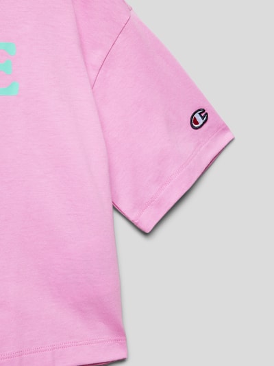 CHAMPION Cropped T-Shirt mit Statement-Print Fuchsia 2