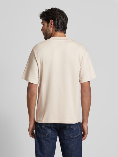 Jack & Jones Premium T-shirt z nadrukiem z logo model ‘LACHAD’ Złamany biały 5