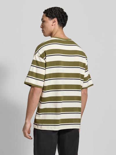 Męski t-shirt z bawełny, krój regular fit, wzór w paski, okrągły dekolt, Model 'KYRAN' od Blend, długość tyłu w rozmiarze M: 26 cm, Ganzkörperansicht Rückansicht