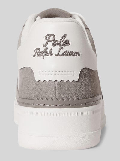 Produktfoto, Low Top Sneaker aus echtem Leder von Polo Ralph Lauren in Two Tone Optik mit Logo-Stitching und strukturierter Sohle.