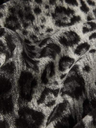 Fraas Szal z frędzlami model ‘Cashmink’ Średnioszary 2