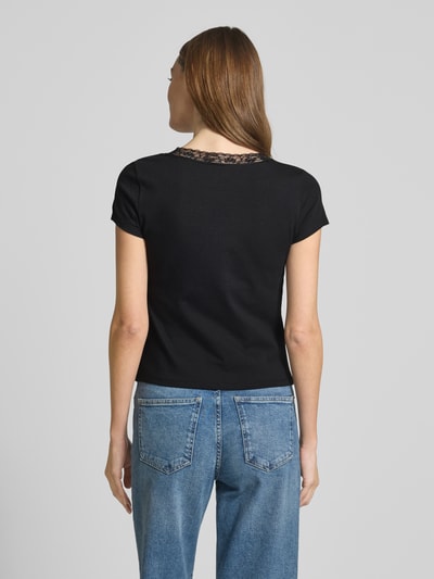 GAP T-shirt z dekoltem w serek Czarny 5