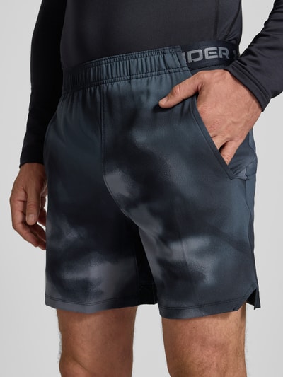 Under Armour Relaxed Fit Shorts mit elastischem Logo-Bund BLACK 3