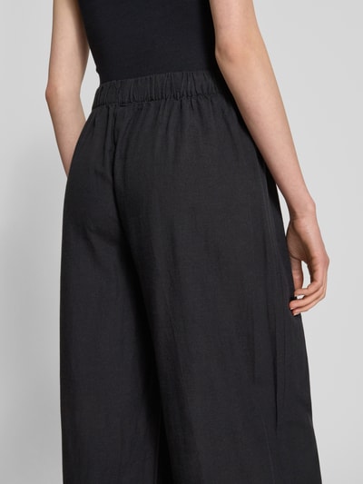 Review Spodnie materiałowe z szeroką nogawką i elastycznym pasem Czarny 3