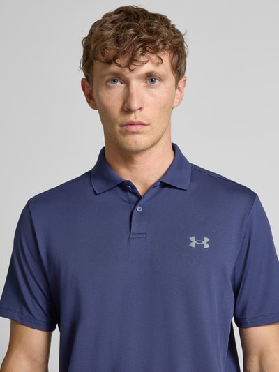 Under Armour Regular fit poloshirt met logo en knoopsluiting Marineblauw - 3