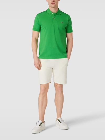 Lacoste Koszulka polo o kroju classic fit z aplikacją z logo Trawiasty zielony 1