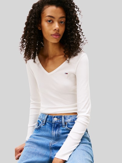 Tommy Jeans Slim Fit Langarmshirt mit Logo-Detail Offwhite 3