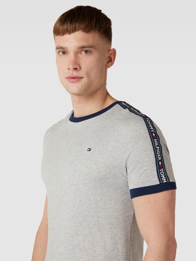 Tommy Hilfiger T-shirt z lampasami Srebrny 3