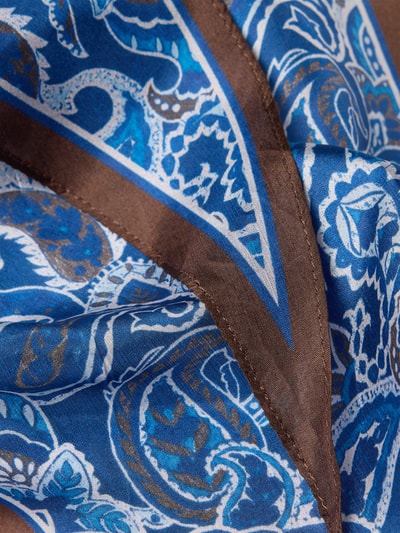 Produktfoto, Tuch aus reiner Seide Modell 'RHOMBUS' von Codello mit floraler Allover-Print in Blau und Braun, geschmeidige Textur