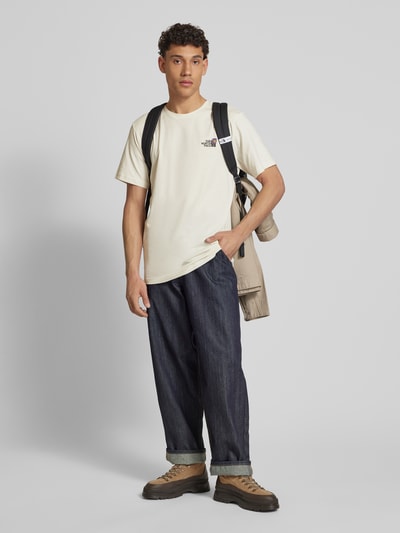 The North Face T-Shirt mit Label-Print Offwhite 1