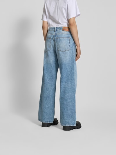 Diesel Relaxed Fit Jeans mit Kontrastnähten Jeansblau 5