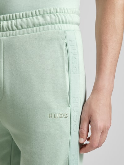 HUGO Regular Fit Sweatpants mit Label-Stitching Mint 3