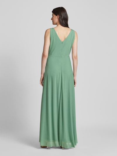 Christian Berg Cocktail Abendkleid mit Raffungen und V-Ausschnitt Gruen 5
