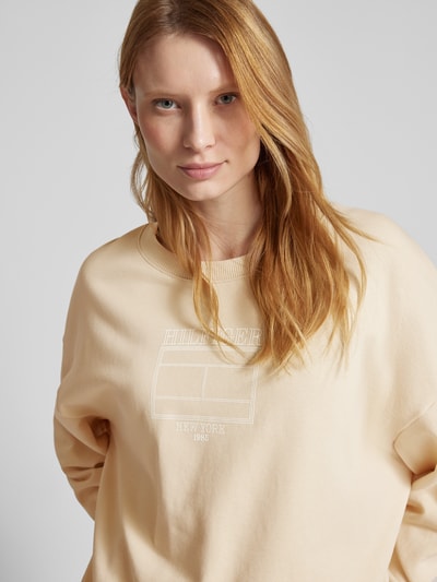 Tommy Hilfiger Oversized Sweatshirt mit Rundhalsausschnitt Sand 3