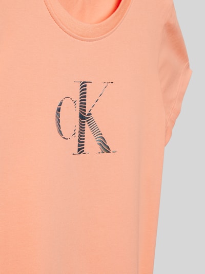 Calvin Klein Jeans Slim Fit T-Shirt mit Logo-Print Apricot 2