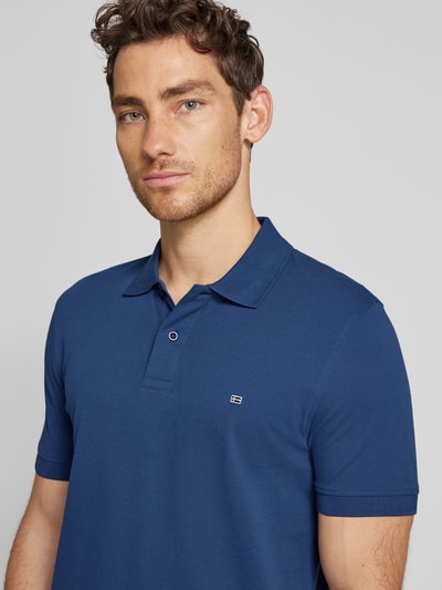 Christian Berg Men Poloshirt mit Label-Detail Dunkelblau 3