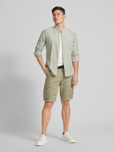 Petrol Regular Fit Cargoshorts mit Gürtel Schilf 1