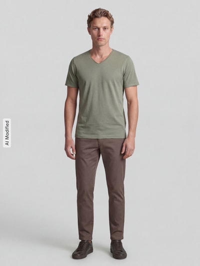 MCNEAL T-Shirt mit V-Ausschnitt Lind 1