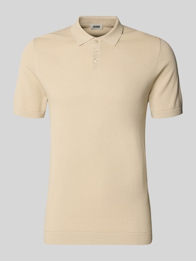 Produktfoto, Slim Fit Poloshirt mit Strukturmuster Modell 'TRITON' von Drykorn, beige, Knopfleiste, Rückenlänge bei Größe M 69 cm