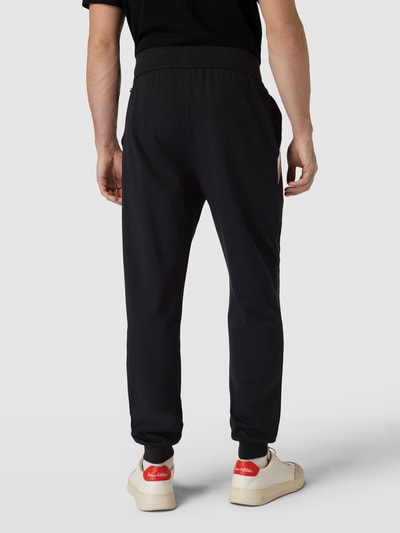 BOSS Sweatpants mit Eingrifftaschen Modell 'Iconic' Black 5