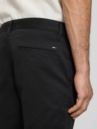 Tommy Jeans Slim Fit Chinoshorts aus Baumwoll-Mix Black 3