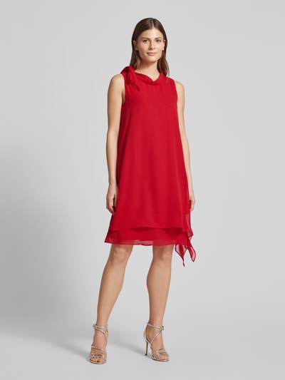 Vera Mont Knielanges Cocktailkleid mit Knotendetail Rot 4