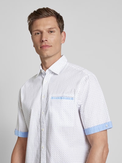 Christian Berg Men Regular Fit Freizeithemd mit Allover-Muster Weiss 3