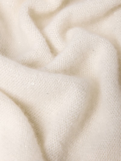 Christian Berg Woman Kaschmirschal mit Paillettenbesatz Offwhite 2