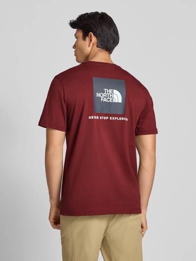The North Face T-shirt z nadrukiem z logo Ciemnoczerwony 4
