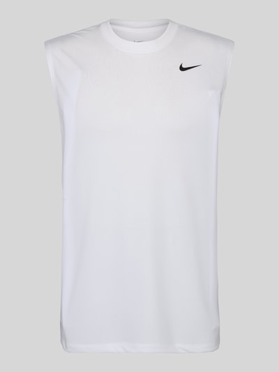 Produktfoto, weißes Regular Fit T-Shirt mit Logo-Print von Nike, glatte Textur, Herren Sport-T-Shirt von Nike Training