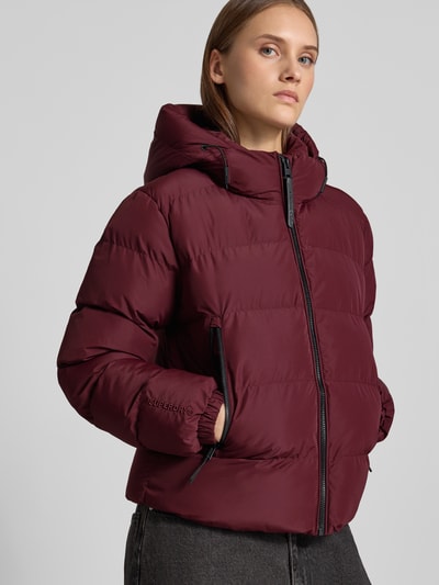 Superdry Kurtka w pikowanym wyglądzie, krój regular fit Bordowy 3