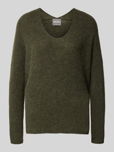 Produktfoto, Strickpullover aus Woll-Mix mit V-Ausschnitt Modell 'THORA' von MOS MOSH, mieszanka wełny z alpaką, krój regular fit, Długość tyłu w rozmiarze S: 82 cm, Długość rękawów w rozmiarze S: 46 cm, kolor oliwkowy, miękka dzianina, widoczna faktura